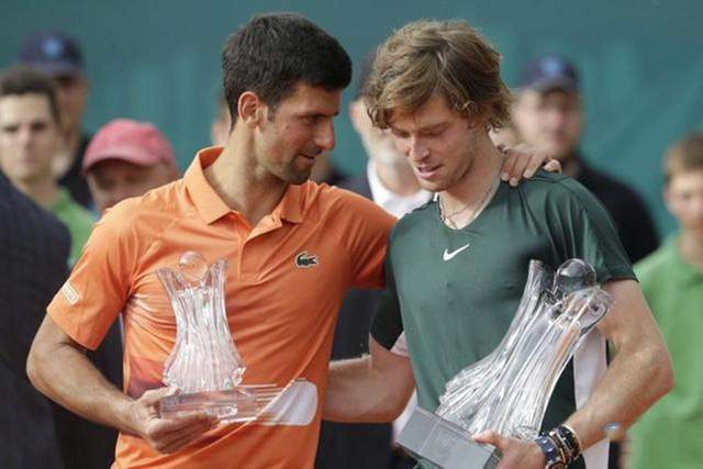 双方开局不 双方开局不