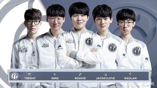 但球员们依 但球员们依