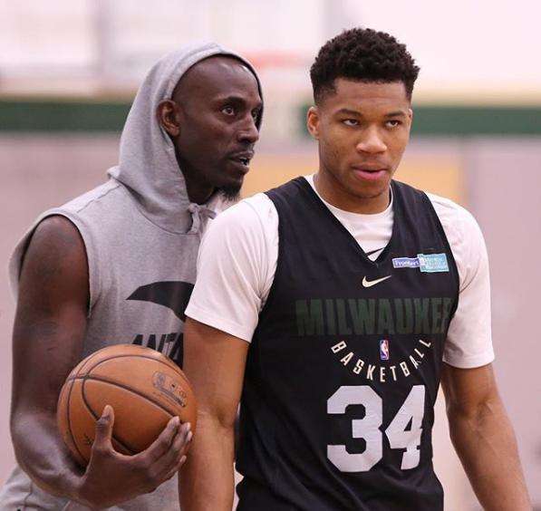 都有着属于 都有着属于